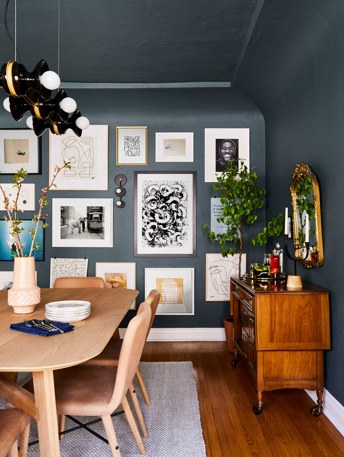 4 Design Guidelines to Keep in Mind for a Very Good Gallery Wall ...